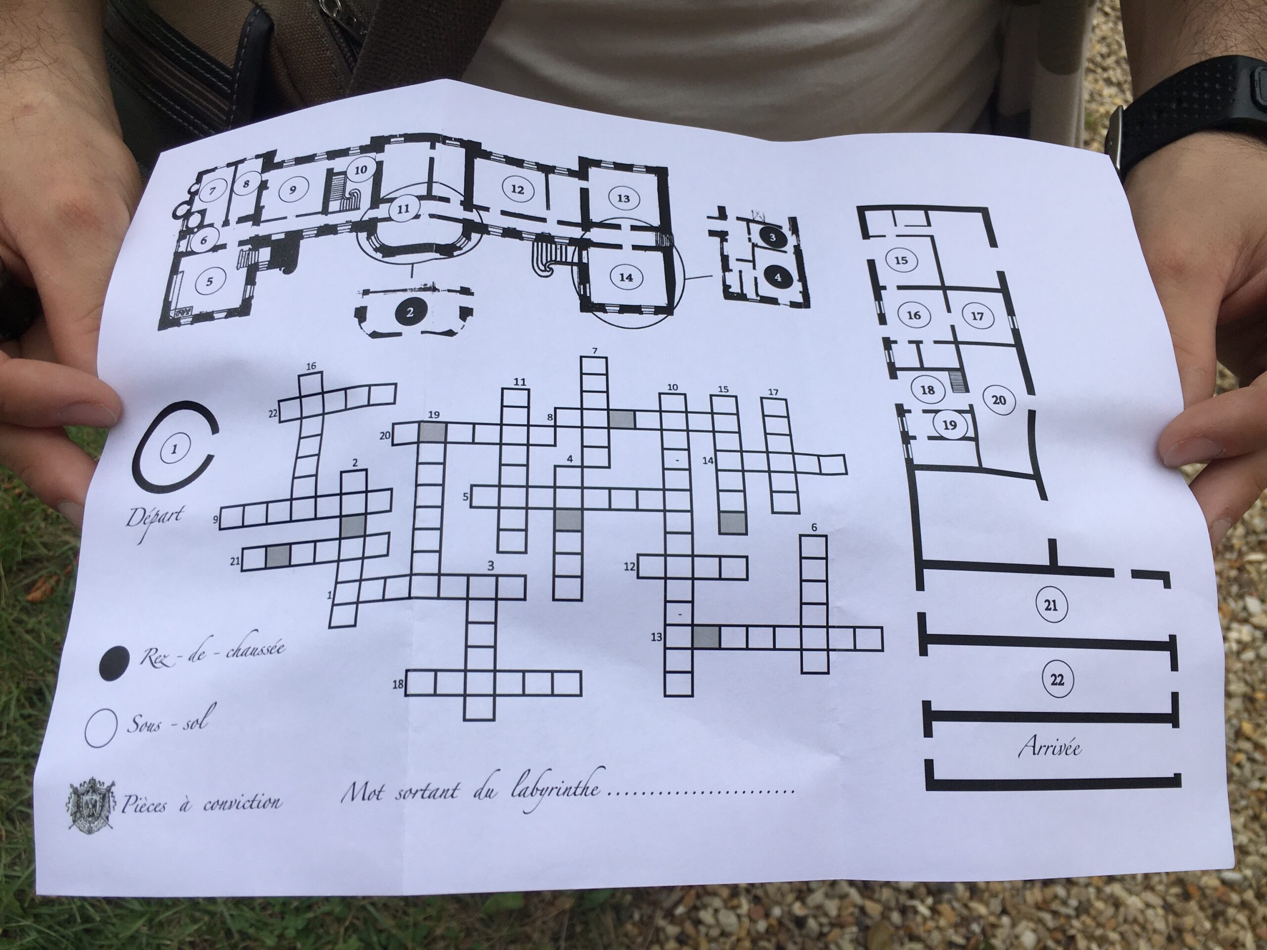 Crossword for the Chateau de Vaux escape game